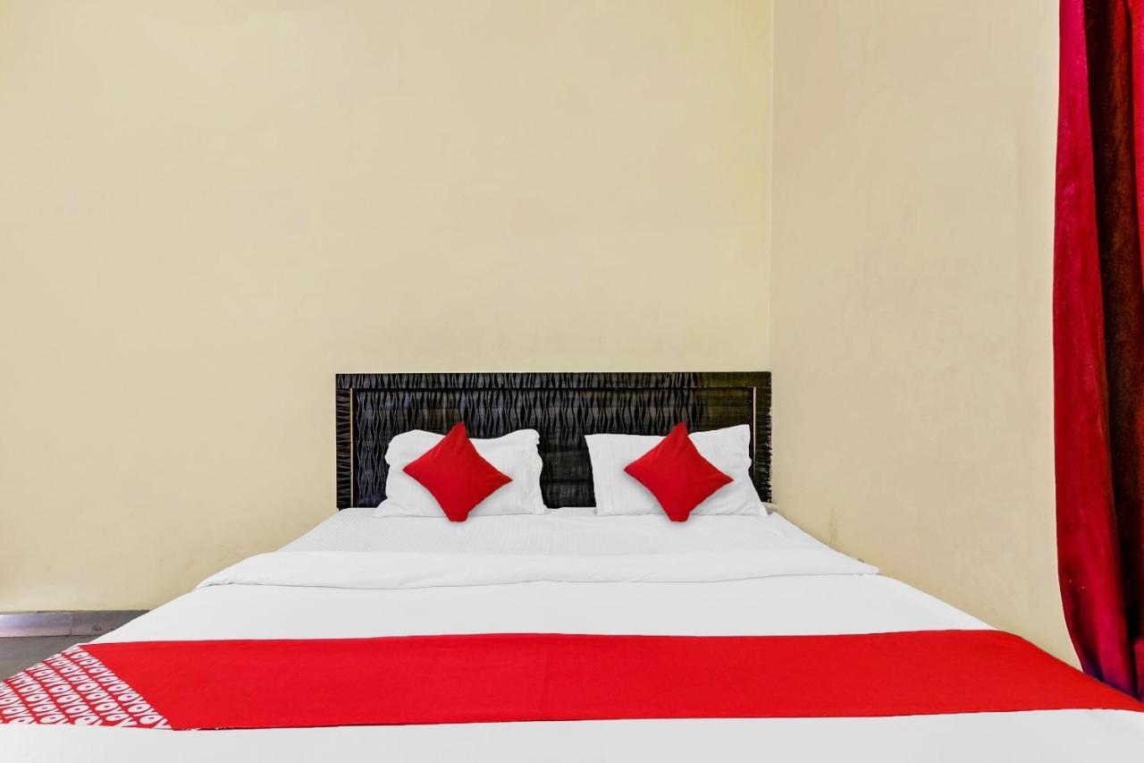 Flagship Hotel Suman Niwas Bijnaur ภายนอก รูปภาพ