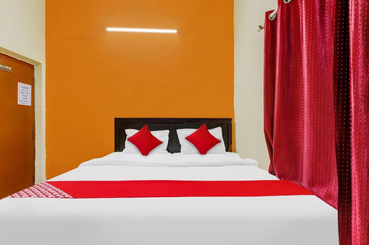 Flagship Hotel Suman Niwas Bijnaur ภายนอก รูปภาพ