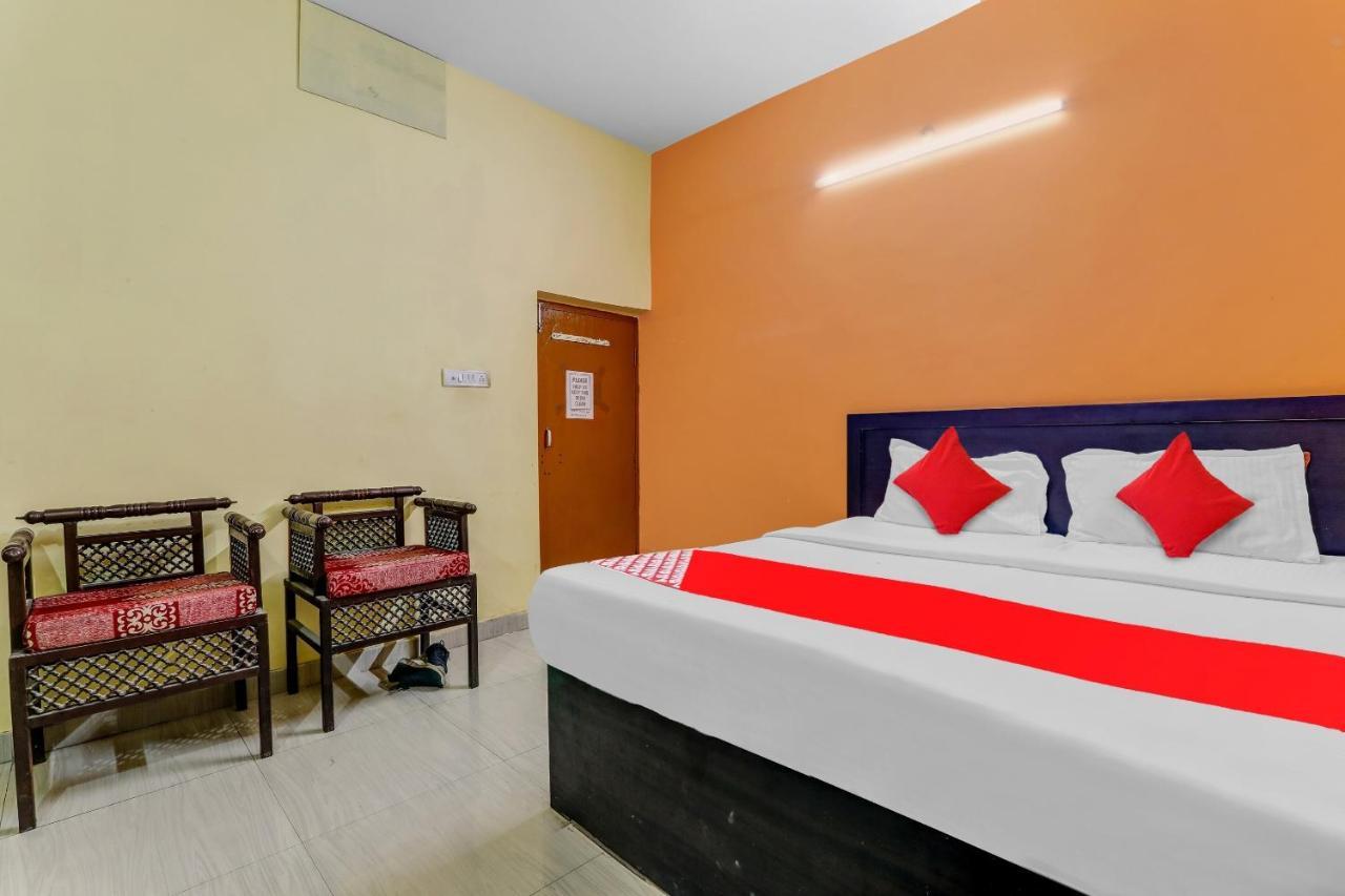 Flagship Hotel Suman Niwas Bijnaur ภายนอก รูปภาพ