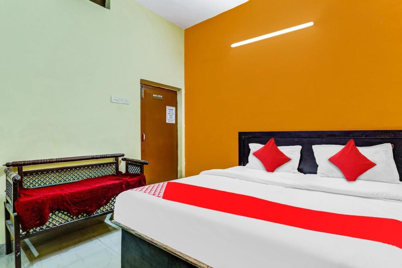 Flagship Hotel Suman Niwas Bijnaur ภายนอก รูปภาพ