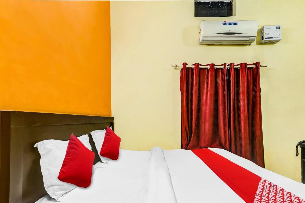 Flagship Hotel Suman Niwas Bijnaur ภายนอก รูปภาพ