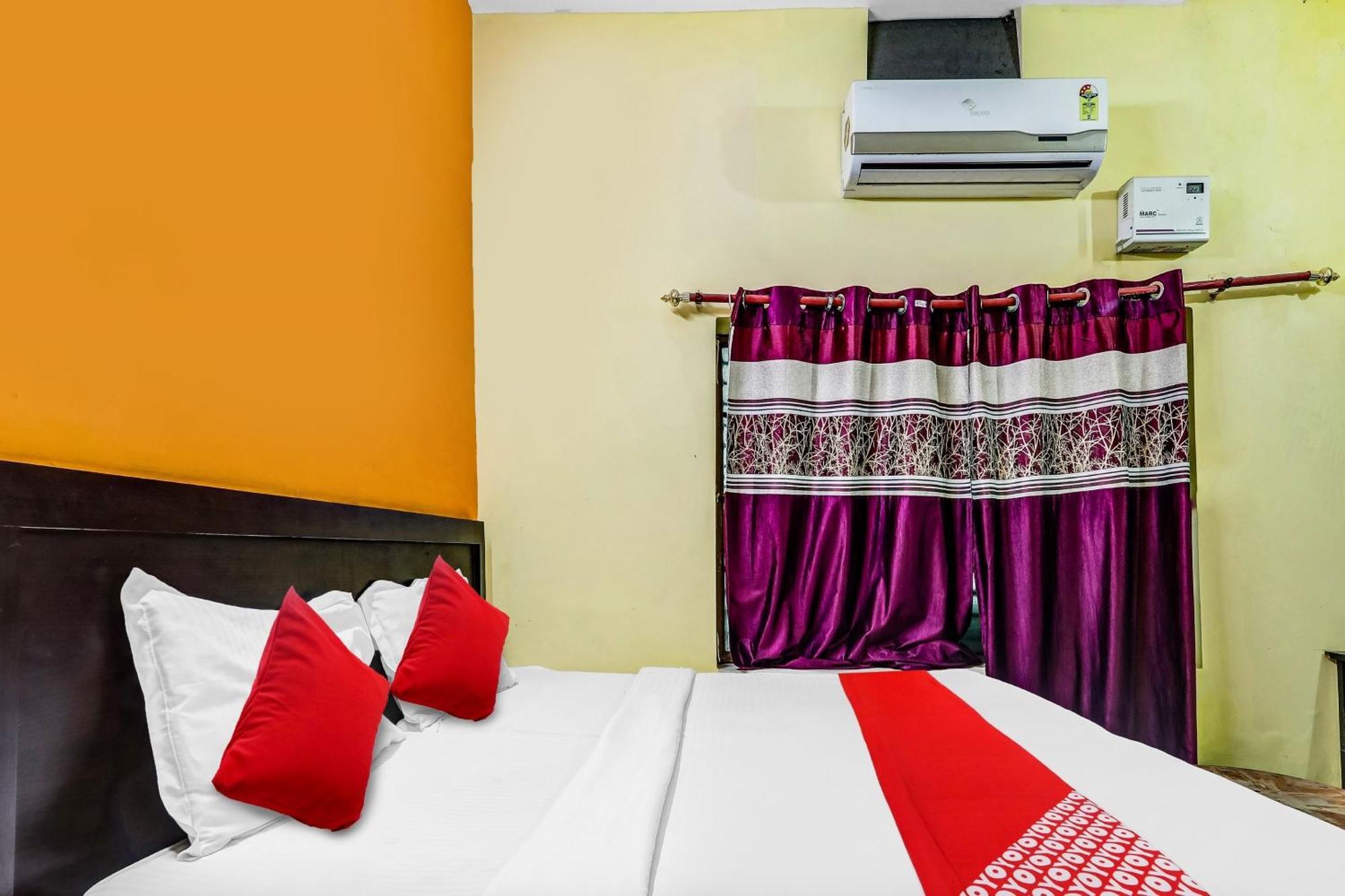 Flagship Hotel Suman Niwas Bijnaur ภายนอก รูปภาพ